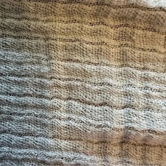 Adent white muslin baby blanket - Picture 2 of 4